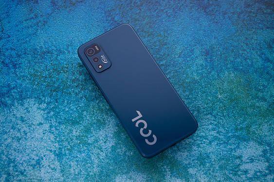 真材實料真奮斗 千元機的新標準 酷派cool20評測